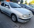 Сірий Рено Меган, об'ємом двигуна 1.6 л та пробігом 300 тис. км за 2300 $, фото 1 на Automoto.ua