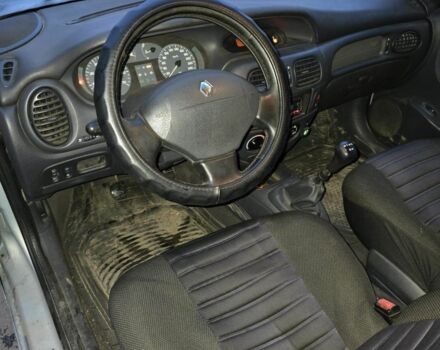 Серый Рено Меган, объемом двигателя 1.4 л и пробегом 150 тыс. км за 2800 $, фото 4 на Automoto.ua