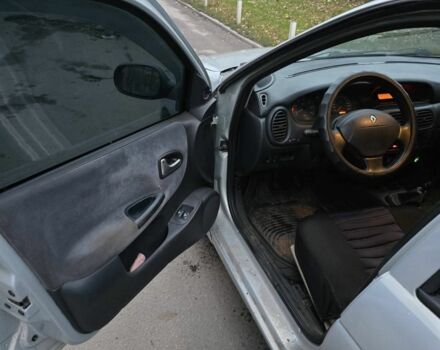 Серый Рено Меган, объемом двигателя 1.4 л и пробегом 150 тыс. км за 2800 $, фото 6 на Automoto.ua