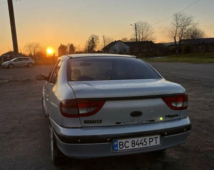 Серый Рено Меган, объемом двигателя 1.4 л и пробегом 280 тыс. км за 2400 $, фото 1 на Automoto.ua