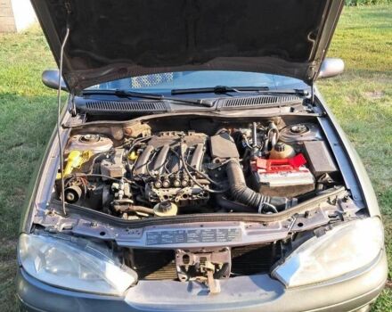 Серый Рено Меган, объемом двигателя 0 л и пробегом 300 тыс. км за 3300 $, фото 6 на Automoto.ua