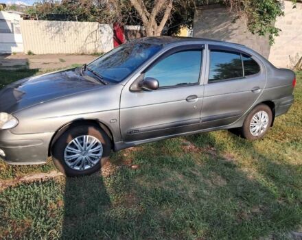 Серый Рено Меган, объемом двигателя 0 л и пробегом 300 тыс. км за 3300 $, фото 2 на Automoto.ua