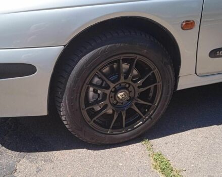 Серый Рено Меган, объемом двигателя 1.6 л и пробегом 322 тыс. км за 3500 $, фото 8 на Automoto.ua