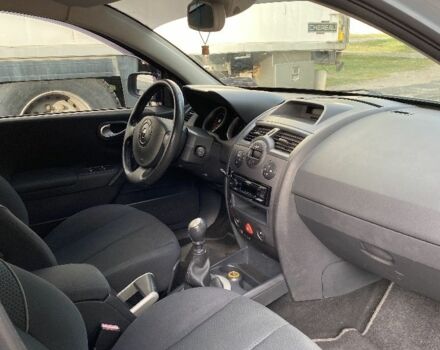 Серый Рено Меган, объемом двигателя 2 л и пробегом 143 тыс. км за 4500 $, фото 6 на Automoto.ua