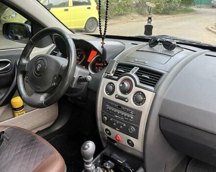 Рено Меган 2004 в Одессе на Automoto.ua Серый Рено Меган, объемом двигателя 1.87 л и пробегом 196 тыс. км за 4800 $, фото 6 на Automoto.ua