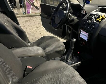 Серый Рено Меган, объемом двигателя 1.4 л и пробегом 220 тыс. км за 3900 $, фото 6 на Automoto.ua