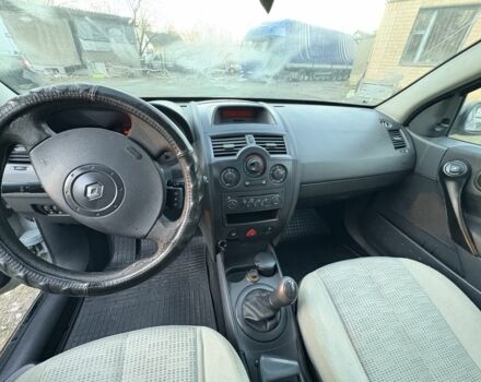 Серый Рено Меган, объемом двигателя 1.4 л и пробегом 350 тыс. км за 3900 $, фото 15 на Automoto.ua