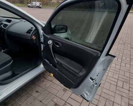 Серый Рено Меган, объемом двигателя 1.6 л и пробегом 127 тыс. км за 4700 $, фото 6 на Automoto.ua