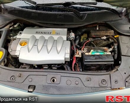 Серый Рено Меган, объемом двигателя 1.6 л и пробегом 231 тыс. км за 4000 $, фото 9 на Automoto.ua