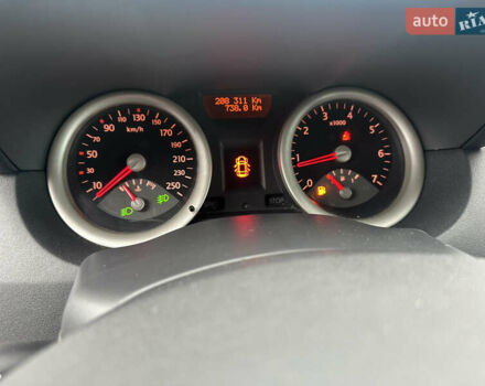 Серый Рено Меган, объемом двигателя 1.6 л и пробегом 208 тыс. км за 4999 $, фото 12 на Automoto.ua