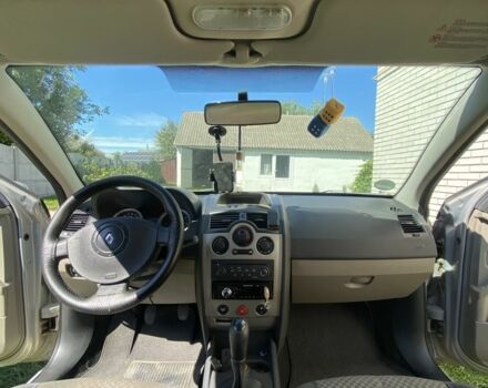 Серый Рено Меган, объемом двигателя 1.6 л и пробегом 206 тыс. км за 5000 $, фото 7 на Automoto.ua