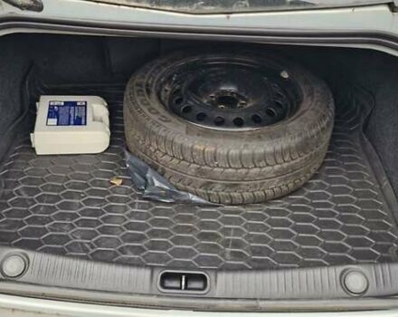 Сірий Рено Меган, об'ємом двигуна 2 л та пробігом 224 тис. км за 5300 $, фото 3 на Automoto.ua