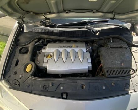 Серый Рено Меган, объемом двигателя 1.6 л и пробегом 206 тыс. км за 5000 $, фото 6 на Automoto.ua