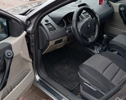 Сірий Рено Меган, об'ємом двигуна 1.5 л та пробігом 400 тис. км за 3999 $, фото 7 на Automoto.ua