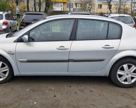 Сірий Рено Меган, об'ємом двигуна 2 л та пробігом 224 тис. км за 5300 $, фото 6 на Automoto.ua