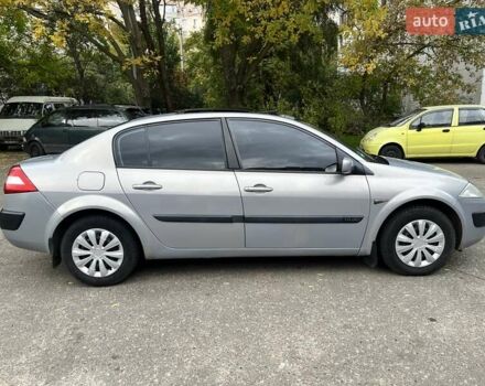 Рено Меган 2004 в Одессе на Automoto.ua Серый Рено Меган, объемом двигателя 1.87 л и пробегом 196 тыс. км за 4800 $, фото 3 на Automoto.ua