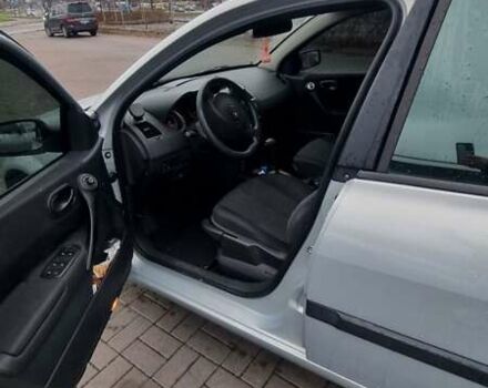 Серый Рено Меган, объемом двигателя 1.6 л и пробегом 127 тыс. км за 4700 $, фото 3 на Automoto.ua