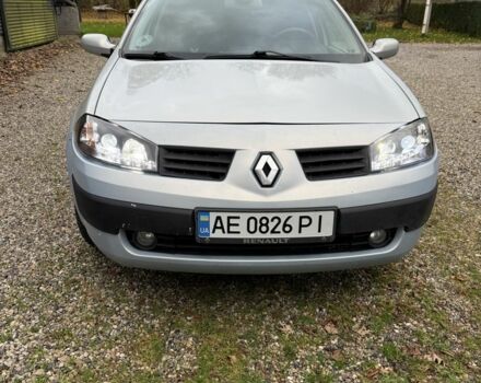 Серый Рено Меган, объемом двигателя 1.6 л и пробегом 340 тыс. км за 3500 $, фото 1 на Automoto.ua