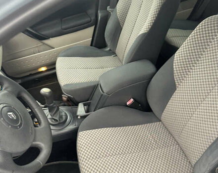 Серый Рено Меган, объемом двигателя 1.6 л и пробегом 208 тыс. км за 4999 $, фото 14 на Automoto.ua