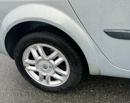 Серый Рено Меган, объемом двигателя 1.6 л и пробегом 208 тыс. км за 4999 $, фото 20 на Automoto.ua