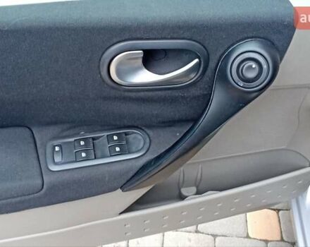 Серый Рено Меган, объемом двигателя 1.6 л и пробегом 243 тыс. км за 4700 $, фото 22 на Automoto.ua