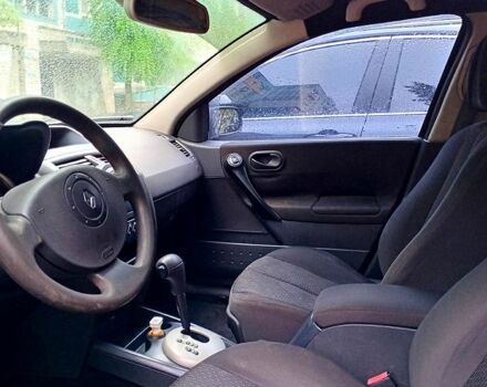 Серый Рено Меган, объемом двигателя 1.6 л и пробегом 231 тыс. км за 4000 $, фото 8 на Automoto.ua