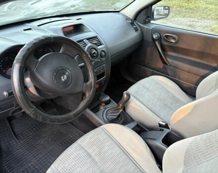 Серый Рено Меган, объемом двигателя 1.4 л и пробегом 350 тыс. км за 3900 $, фото 12 на Automoto.ua