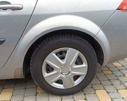 Серый Рено Меган, объемом двигателя 1.6 л и пробегом 243 тыс. км за 4700 $, фото 7 на Automoto.ua