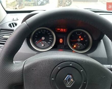 Серый Рено Меган, объемом двигателя 1.6 л и пробегом 243 тыс. км за 4700 $, фото 9 на Automoto.ua