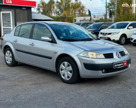 Серый Рено Меган, объемом двигателя 1.6 л и пробегом 132 тыс. км за 4780 $, фото 2 на Automoto.ua