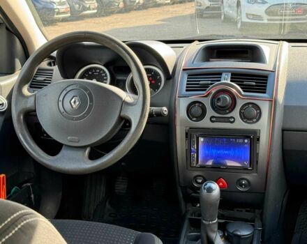 Серый Рено Меган, объемом двигателя 1.6 л и пробегом 132 тыс. км за 4790 $, фото 23 на Automoto.ua