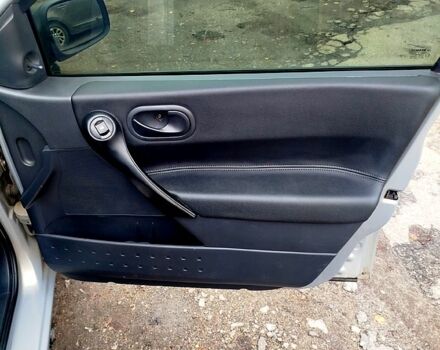 Серый Рено Меган, объемом двигателя 1.4 л и пробегом 250 тыс. км за 3600 $, фото 6 на Automoto.ua