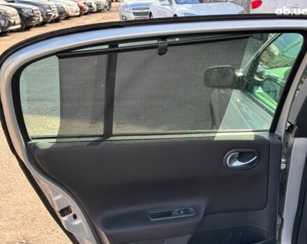 Серый Рено Меган, объемом двигателя 1.6 л и пробегом 132 тыс. км за 4780 $, фото 16 на Automoto.ua