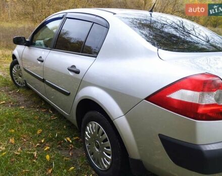 Рено Меган 2005 в Смеле на Automoto.ua Серый Рено Меган, объемом двигателя 1.39 л и пробегом 157 тыс. км за 4900 $, фото 6 на Automoto.ua