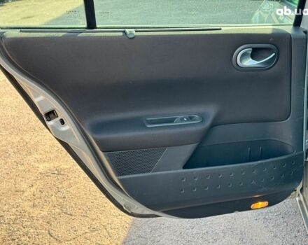 Серый Рено Меган, объемом двигателя 1.6 л и пробегом 132 тыс. км за 4780 $, фото 15 на Automoto.ua