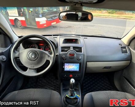 Серый Рено Меган, объемом двигателя 1.6 л и пробегом 300 тыс. км за 3699 $, фото 5 на Automoto.ua