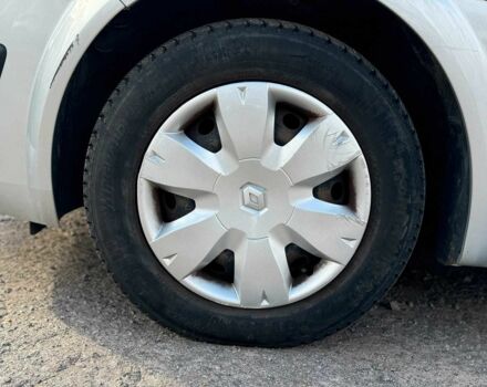 Серый Рено Меган, объемом двигателя 1.6 л и пробегом 132 тыс. км за 4790 $, фото 10 на Automoto.ua