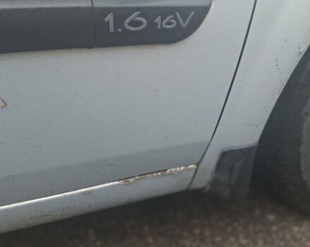 Серый Рено Меган, объемом двигателя 1.6 л и пробегом 236 тыс. км за 3400 $, фото 3 на Automoto.ua