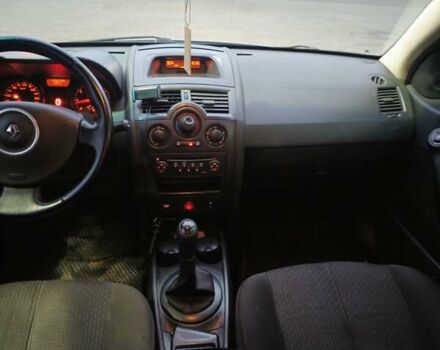 Серый Рено Меган, объемом двигателя 1.4 л и пробегом 335 тыс. км за 3500 $, фото 10 на Automoto.ua