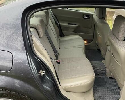 Серый Рено Меган, объемом двигателя 1.6 л и пробегом 254 тыс. км за 4800 $, фото 3 на Automoto.ua