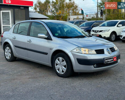Серый Рено Меган, объемом двигателя 1.6 л и пробегом 132 тыс. км за 4780 $, фото 2 на Automoto.ua