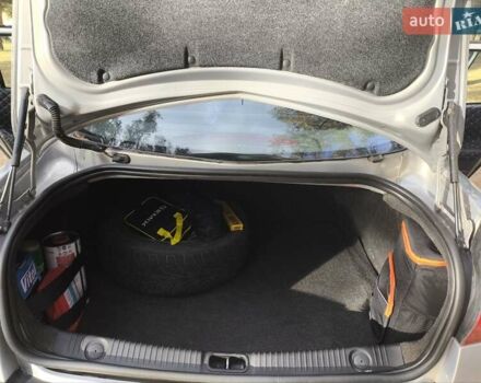 Сірий Рено Меган, об'ємом двигуна 1.39 л та пробігом 270 тис. км за 4100 $, фото 4 на Automoto.ua