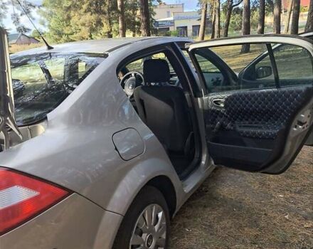 Сірий Рено Меган, об'ємом двигуна 1.39 л та пробігом 270 тис. км за 4100 $, фото 2 на Automoto.ua