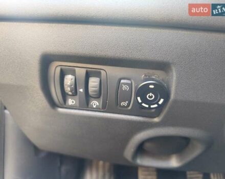 Сірий Рено Меган, об'ємом двигуна 1.6 л та пробігом 196 тис. км за 4500 $, фото 14 на Automoto.ua