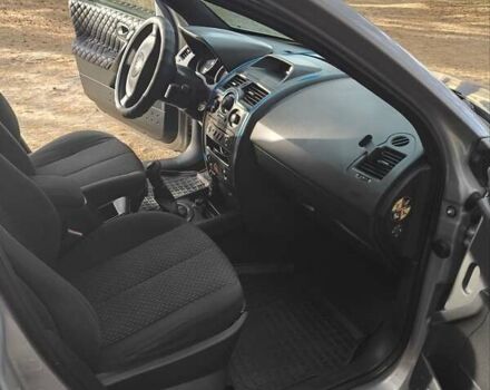 Сірий Рено Меган, об'ємом двигуна 1.39 л та пробігом 270 тис. км за 4100 $, фото 5 на Automoto.ua