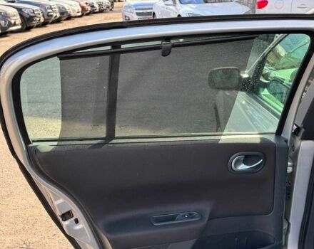 Серый Рено Меган, объемом двигателя 1.6 л и пробегом 132 тыс. км за 4790 $, фото 16 на Automoto.ua