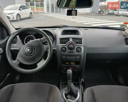 Серый Рено Меган, объемом двигателя 1.4 л и пробегом 254 тыс. км за 3700 $, фото 8 на Automoto.ua