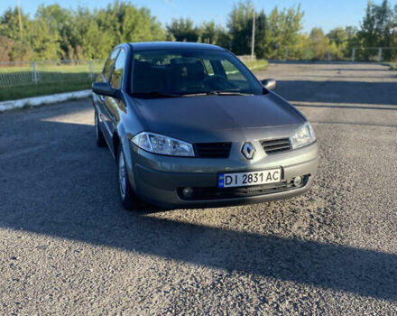 Серый Рено Меган, объемом двигателя 2 л и пробегом 156 тыс. км за 4500 $, фото 1 на Automoto.ua