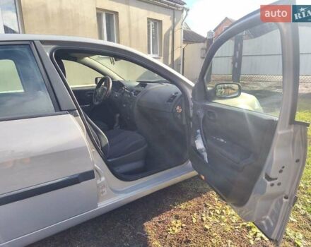 Сірий Рено Меган, об'ємом двигуна 1.6 л та пробігом 196 тис. км за 4500 $, фото 2 на Automoto.ua