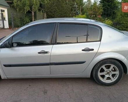 Серый Рено Меган, объемом двигателя 1.46 л и пробегом 268 тыс. км за 3500 $, фото 10 на Automoto.ua